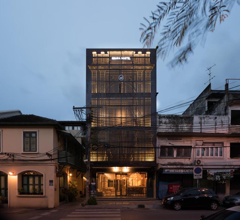 Issara by D Hostel - main image