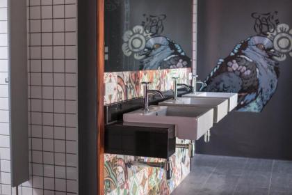Issara by D Hostel - image 2