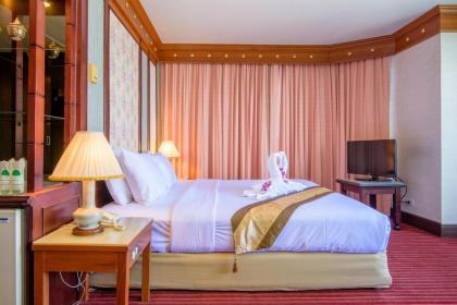 Alexander Hotel (SHA Extra Plus) - image 4