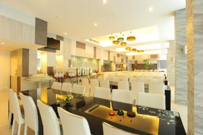 Aunchaleena Grand Hotel - image 13