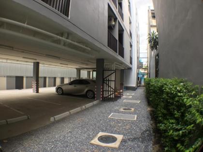 28 Place - image 5