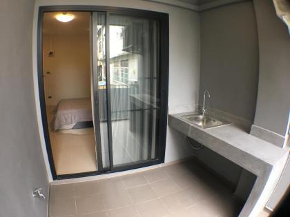 28 Place - image 6