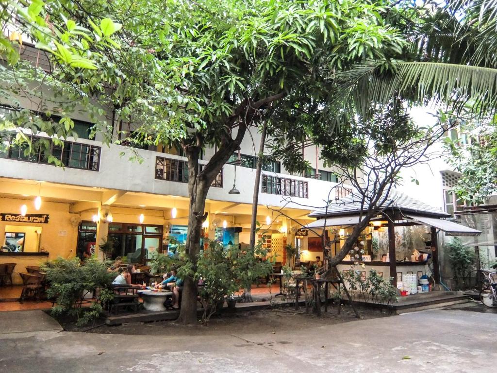 Lamphuhouse Bangkok - SHA Extra Plus Certified - image 2