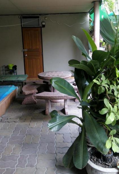 Anurak Guesthouse - image 6