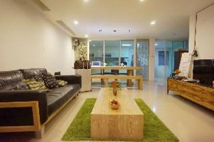 5BR & 5Bath cozy house erawan