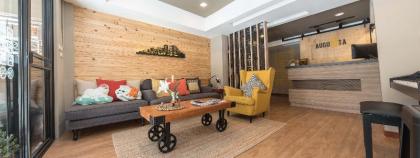 Augusta Hostel - image 2