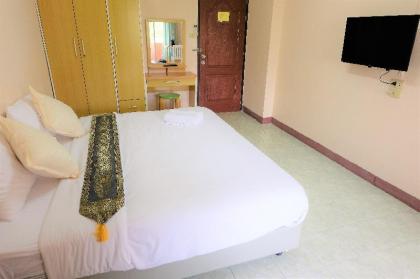 Goody Hotel (SHA Certified) - image 18