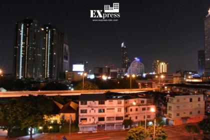 Express Hostel - image 2