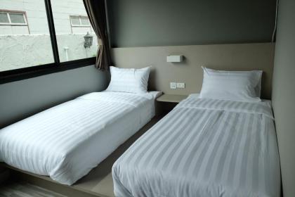 V VAREE Bangkok - image 12