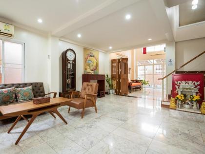 AYI HOME Luxury Home downtown near Skytrain/Metro - image 12