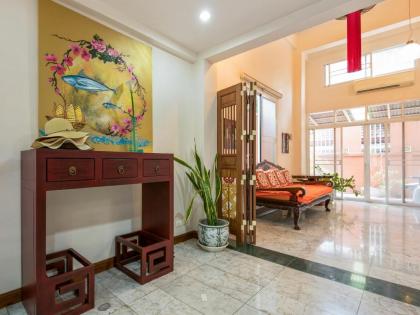 AYI HOME Luxury Home downtown near Skytrain/Metro - image 14