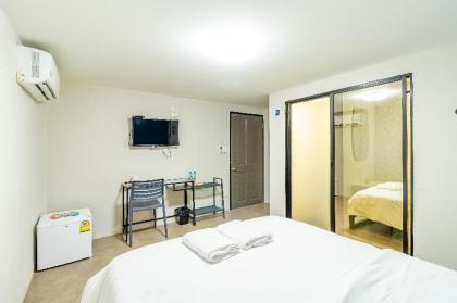 We Living Space - image 3