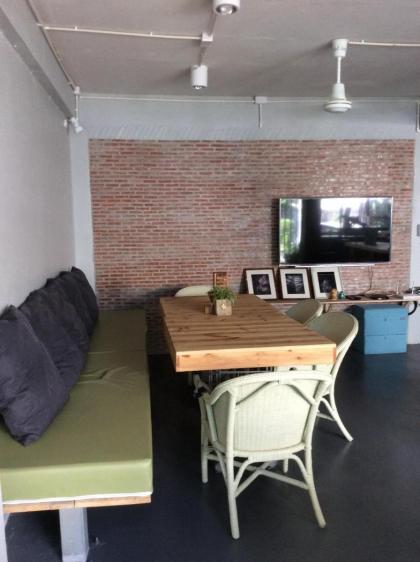 Nesuto Hostel & Cafe Ramkamhaeng 52 - image 11