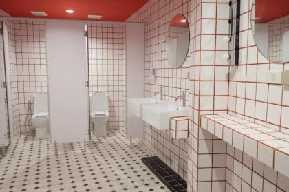 Yaks House Hostel - image 3