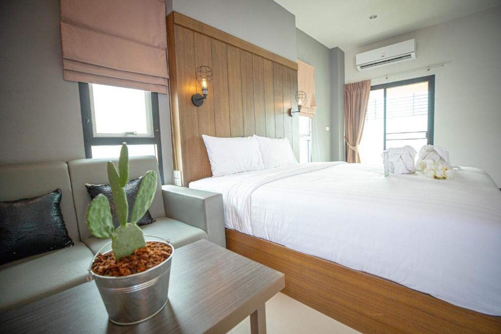 Smart Hotel - image 4