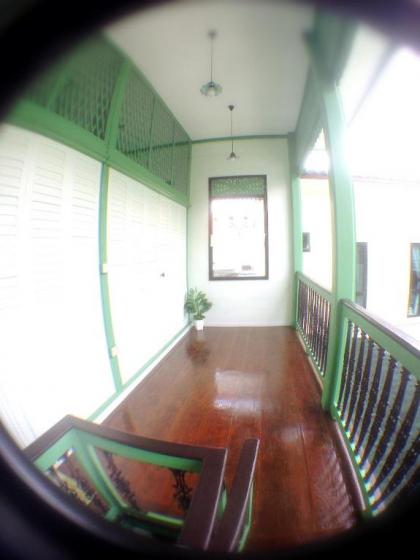 Green Teak House - image 7