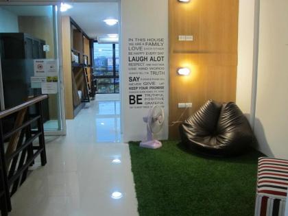HOMEY-Don Mueang Airport Hostel - image 9