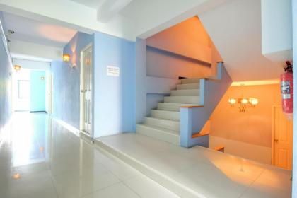 Super OYO 427 Chill Apartment - image 12