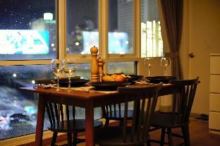 PANORAMIC VIEW/NIGHT LIFE/LOCAL FOOD - image 6