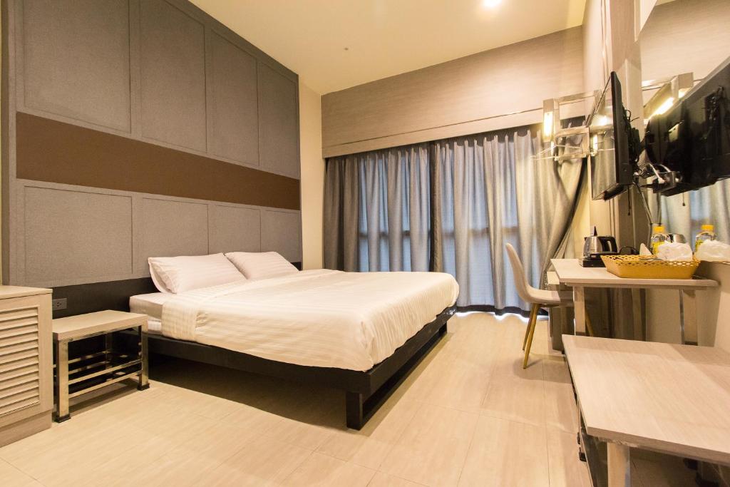 Lazy Sunday Hostel - main image