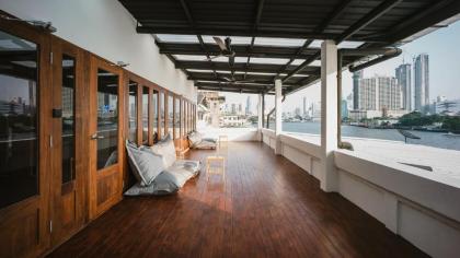 HOSTEL URBY 