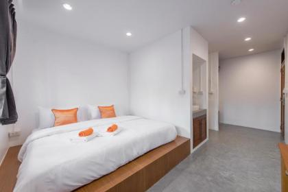 Tiny Taladnoi Hostel - image 18