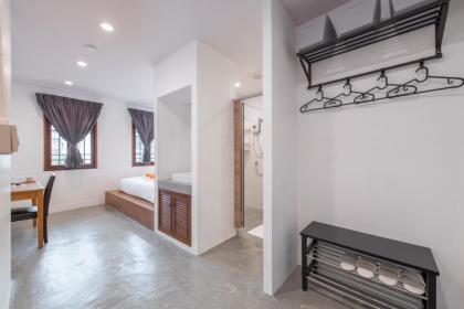 Tiny Taladnoi Hostel - image 19