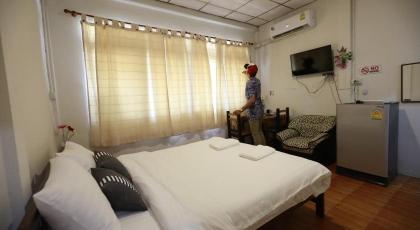 Banana hostel (Don Muang) - image 10