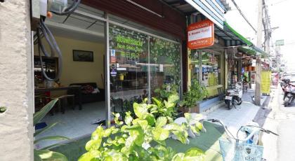 Banana hostel (Don Muang) - image 12