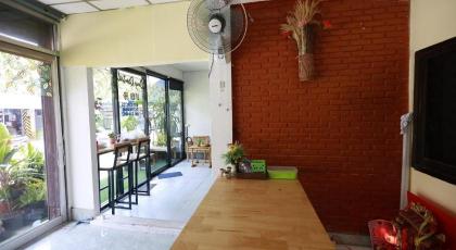 Banana hostel (Don Muang) - image 18