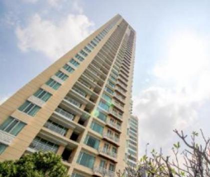Modern 2-bedroom duplex in the heart of Bangkok - image 9