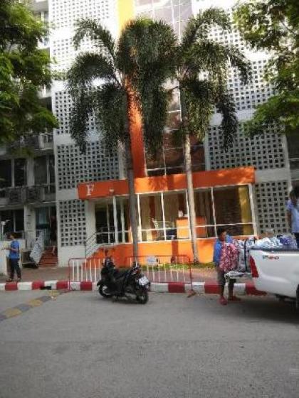 HomeStay Premium(2) near Bkk/Piyavet hospital - image 11