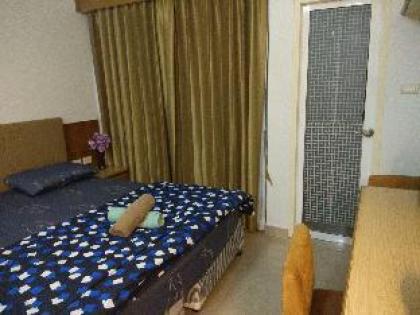 HomeStay Premium(2) near Bkk/Piyavet hospital - image 3