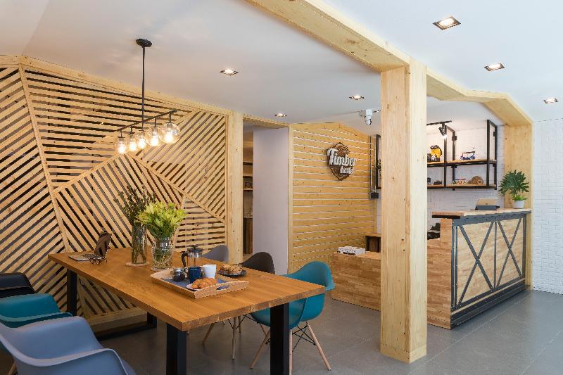 Timber hostel - image 2