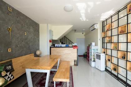 5 Chang Palace Hotel - image 10