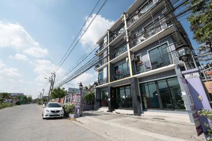 5 Chang Palace Hotel - image 8
