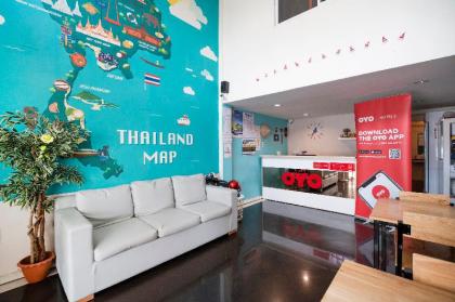 OYO 618 At Khaosan Hostel - image 15