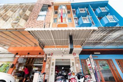 OYO 618 At Khaosan Hostel - image 17