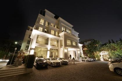 The Rose Residence Bangkok (SHA Extra Plus) - image 12