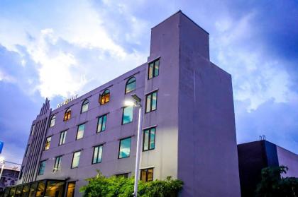 RoomQuest Bangkok Don Mueang Airport - image 5