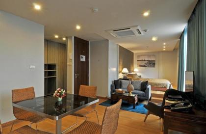 Chakrabongse Residences