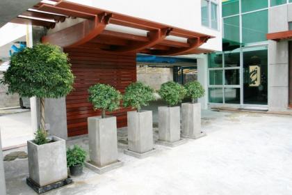 Bansabai Sabaidee Service Apartment - image 11