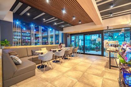 Penyos Residence - image 2