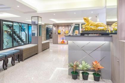 4M Pratunam Hotel - image 3