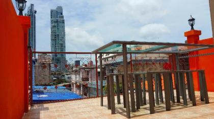Bangkok Legend Guesthouse - image 9