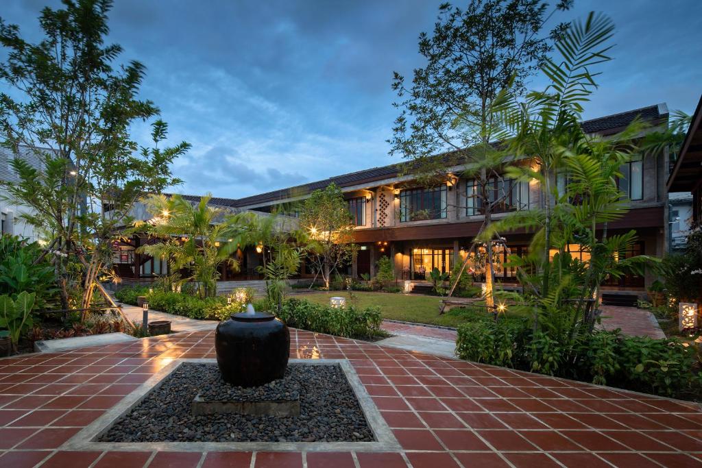 Kasayapi Hotel - image 2
