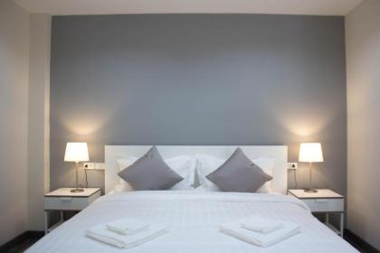 Moca Hotel - image 3