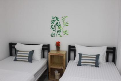 Happy Hostel - image 18