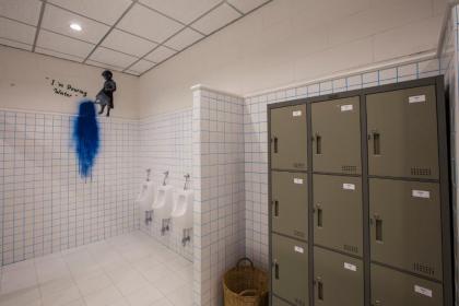 Azure Hostel Bangkok - image 4