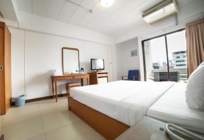 Siam Palace Hotel - image 20